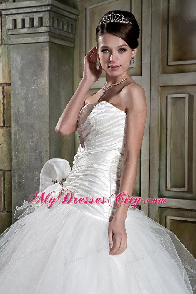 Princess Strapless Ruching flower Wedding Dress with Chapel Train