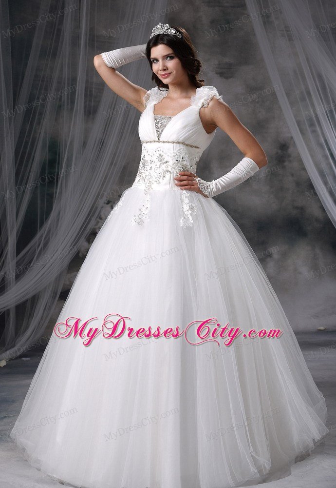 Princess V-neck Flowers Beading Appliques Wedding Dress For Garden