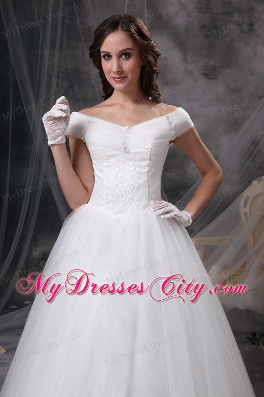 Beautiful Off The Shoulder Beading Appliques Garden Wedding Gowns