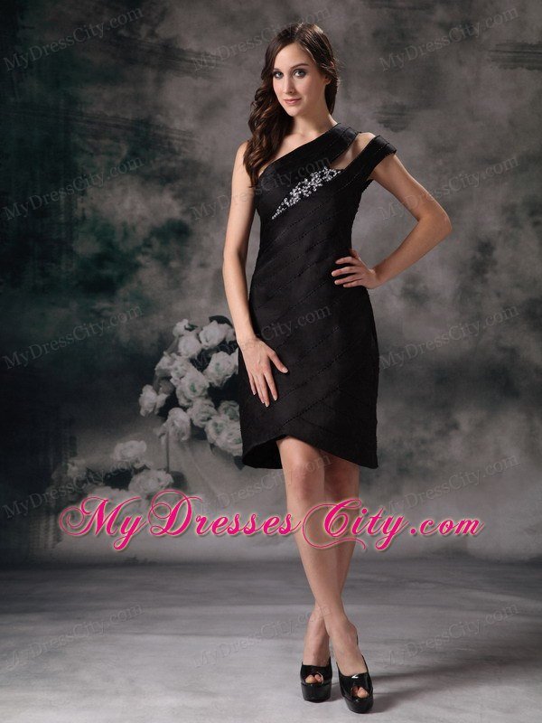 Asymmetrical Slinky Knee-length Black Party Dress with Beading