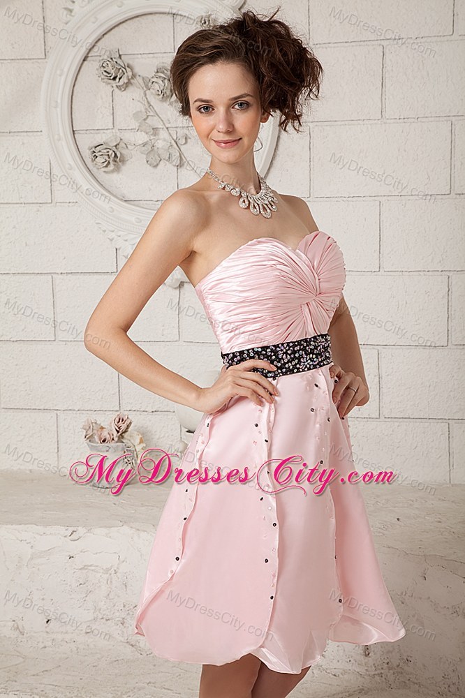 Lovely Pink Sweetheart Beaded Decorate Waist Party Dress