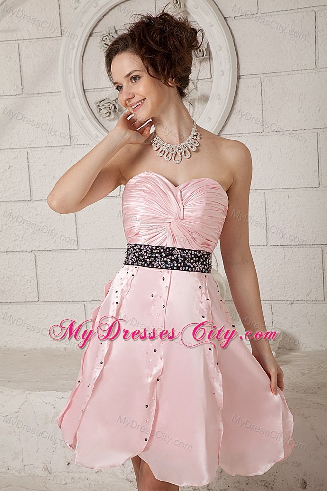 Lovely Pink Sweetheart Beaded Decorate Waist Party Dress