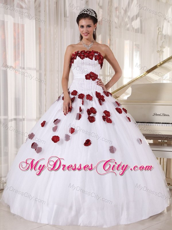 White Tulle Beaded Decorate and Appliques Quinceanera Dress