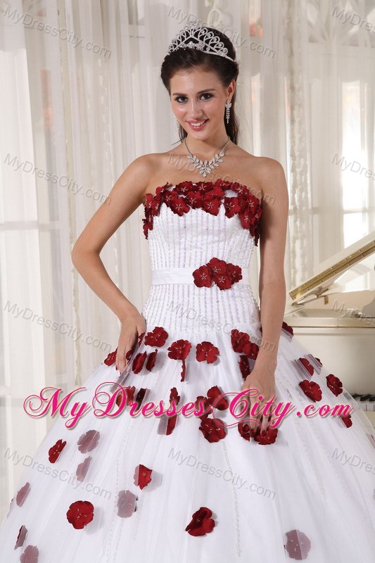 White Tulle Beaded Decorate and Appliques Quinceanera Dress