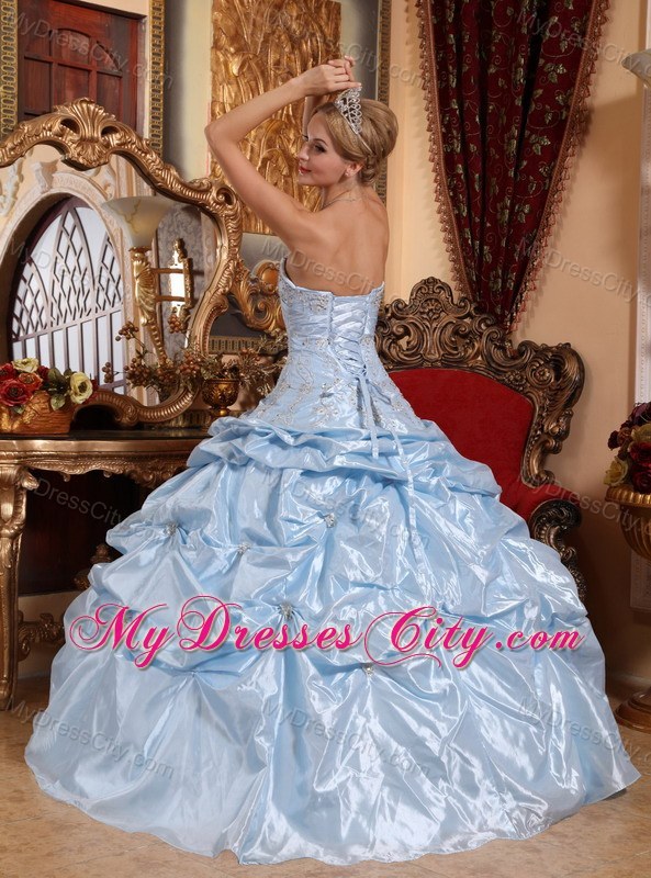 Taffeta Baby Blue Sweetheart Quinceanera Dress with Beading