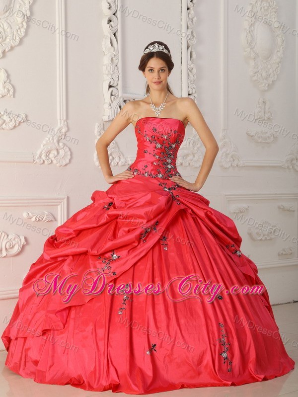 Red Strapless Taffeta Appliques Dress for Sweet 16