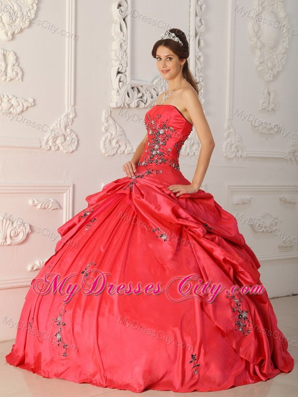 Red Strapless Taffeta Appliques Dress for Sweet 16