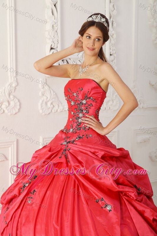 Red Strapless Taffeta Appliques Dress for Sweet 16