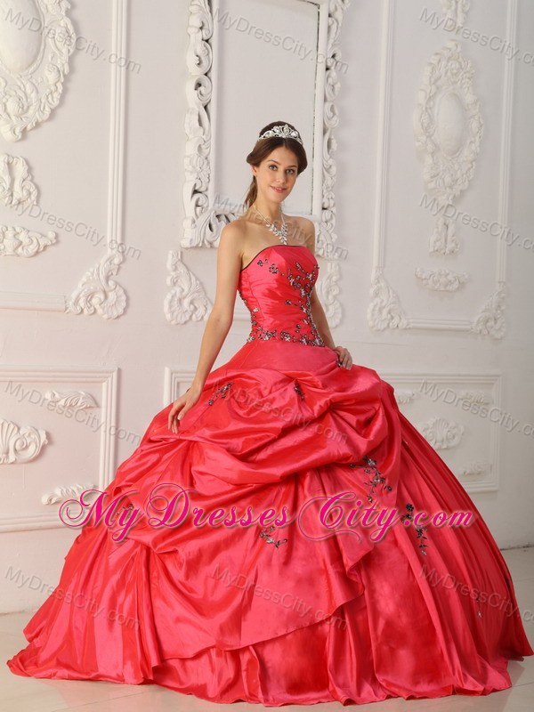 Red Strapless Taffeta Appliques Dress for Sweet 16