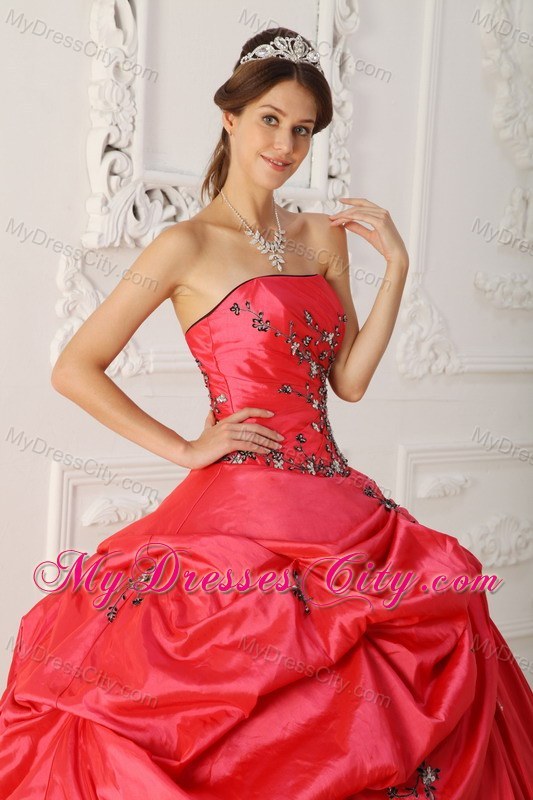 Red Strapless Taffeta Appliques Dress for Sweet 16