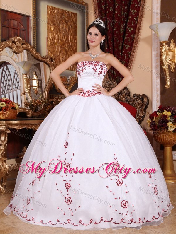 Embroidery Puffy White Quinceanera Dress for Spring