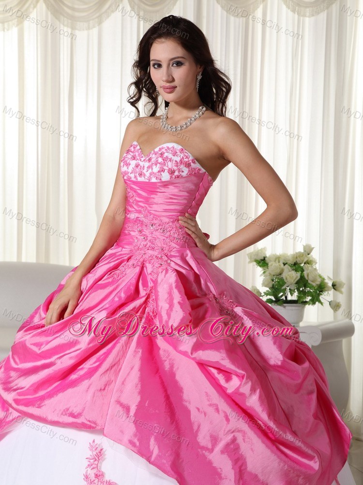 Noble Pink and White Sweetheart Taffeta Quinceanera for Girls