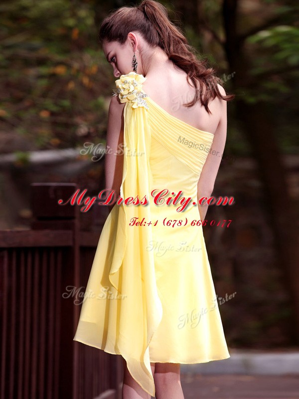 Comfortable One Shoulder Mini Length Zipper Evening Dress Yellow for Prom and Party with Hand Made Flower