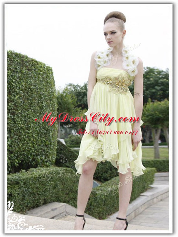 Sleeveless Knee Length Beading and Appliques Backless Prom Evening Gown with Light Yellow