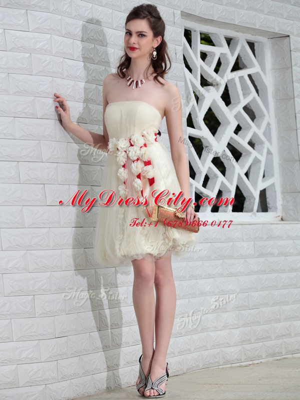 Glamorous Column/Sheath Prom Dresses White Strapless Tulle and Lace Sleeveless Floor Length Backless