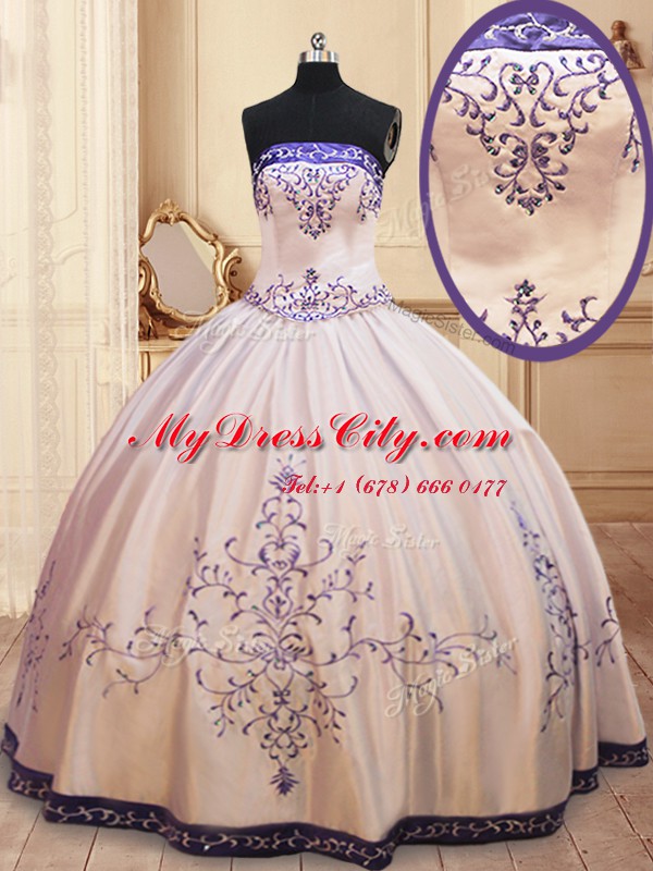 Unique Beading and Embroidery Quince Ball Gowns White Zipper Sleeveless Floor Length