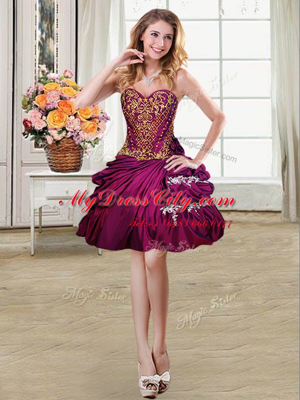 Four Piece Burgundy Ball Gowns Taffeta Sweetheart Sleeveless Beading and Appliques and Pick Ups Floor Length Lace Up Vestidos de Quinceanera