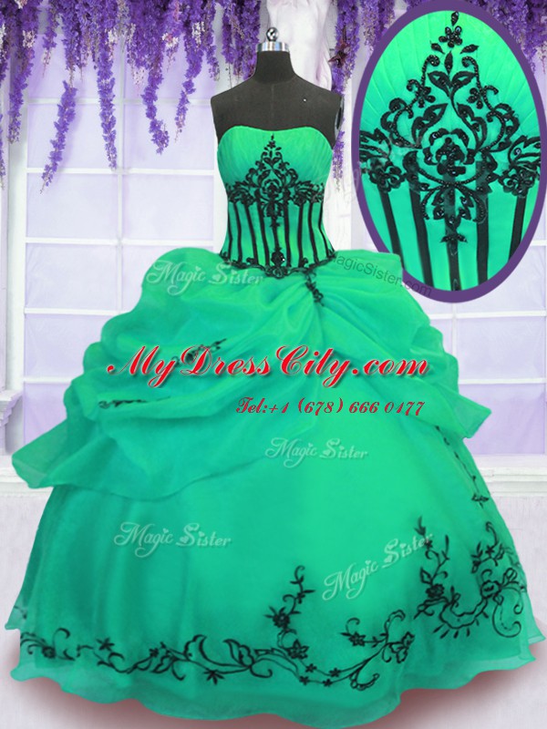 Green Ball Gowns Strapless Sleeveless Organza Floor Length Lace Up Embroidery Vestidos de Quinceanera