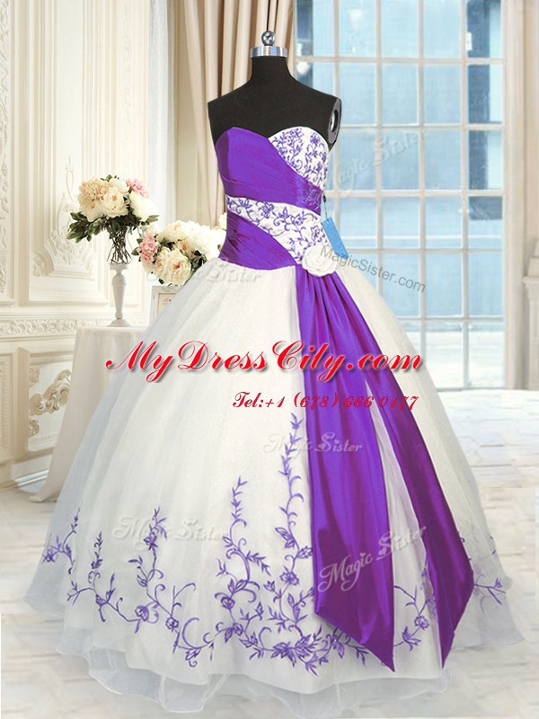 Sleeveless Floor Length Embroidery and Sashes ribbons Lace Up Ball Gown Prom Dress with White And Purple