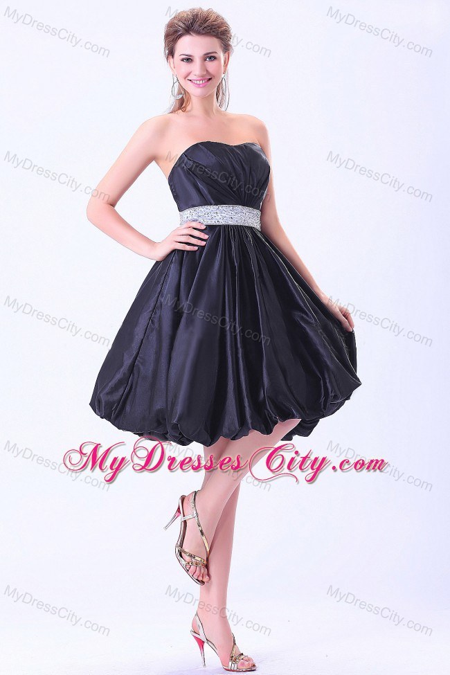 Navy Blue Knee-length Sweetheart Homecoming Dress With Beaded Belt