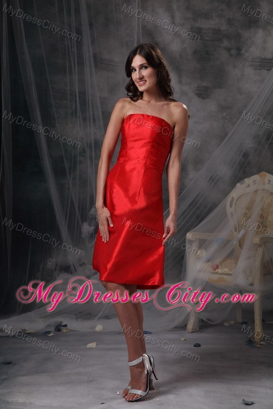 Strapless Knee-length Column Ruching Bridesmaid Dresses in Red