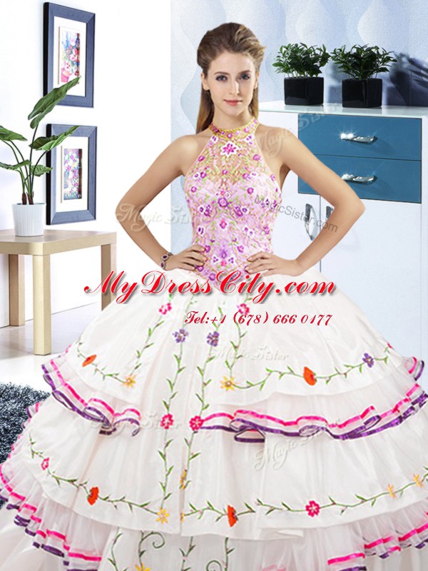 Ruffled Ball Gowns Sweet 16 Dresses White Halter Top Organza and Taffeta Sleeveless Floor Length Lace Up