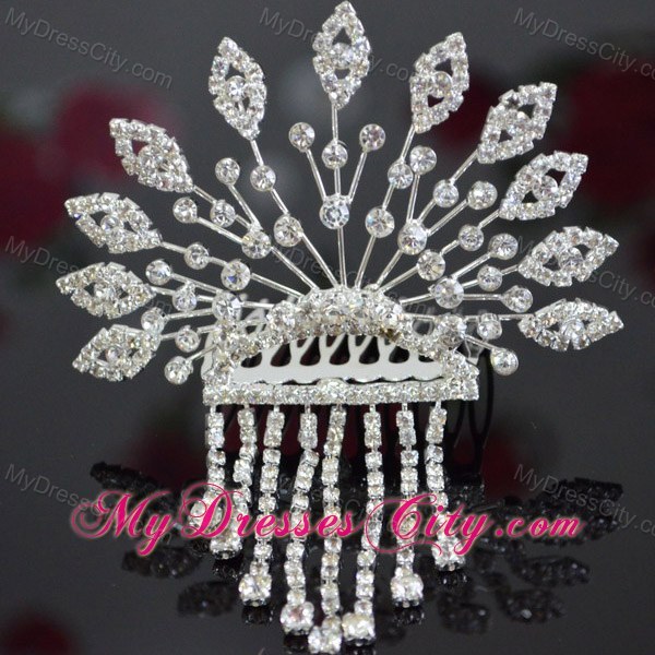 Luxurious Tiara With Rhinestone Adorned