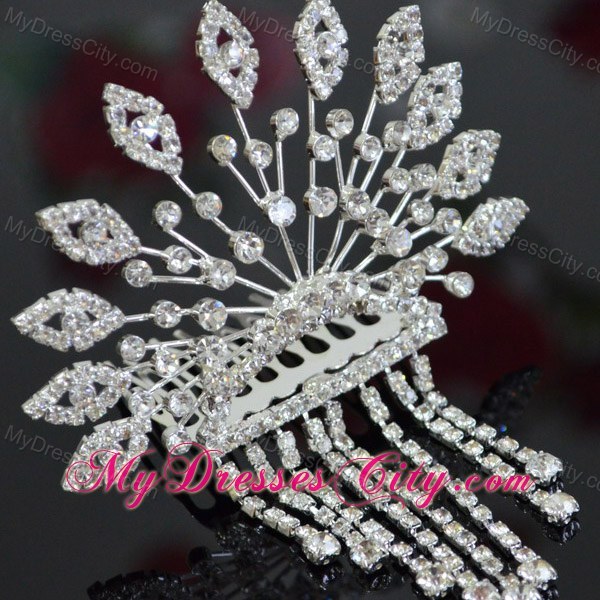 Luxurious Tiara With Rhinestone Adorned