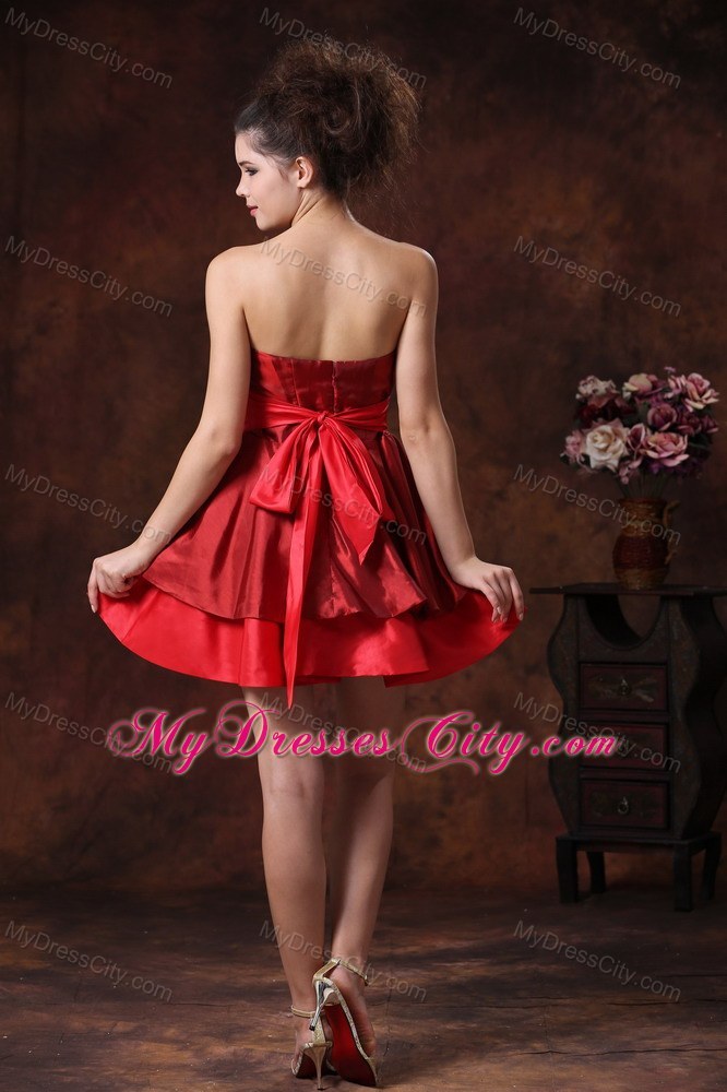 Mini-length Strapless Taffeta Red Prom Dress with Cute Bowknot