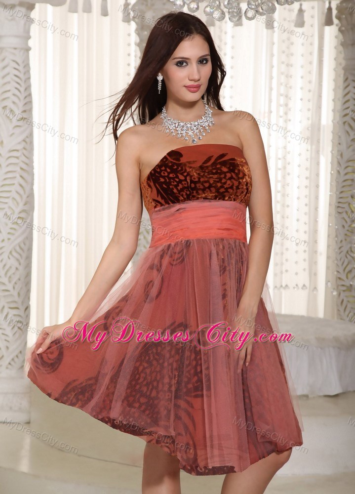 Printing and Tulle Strapless Belt Knee-length Prom Dress on Sale