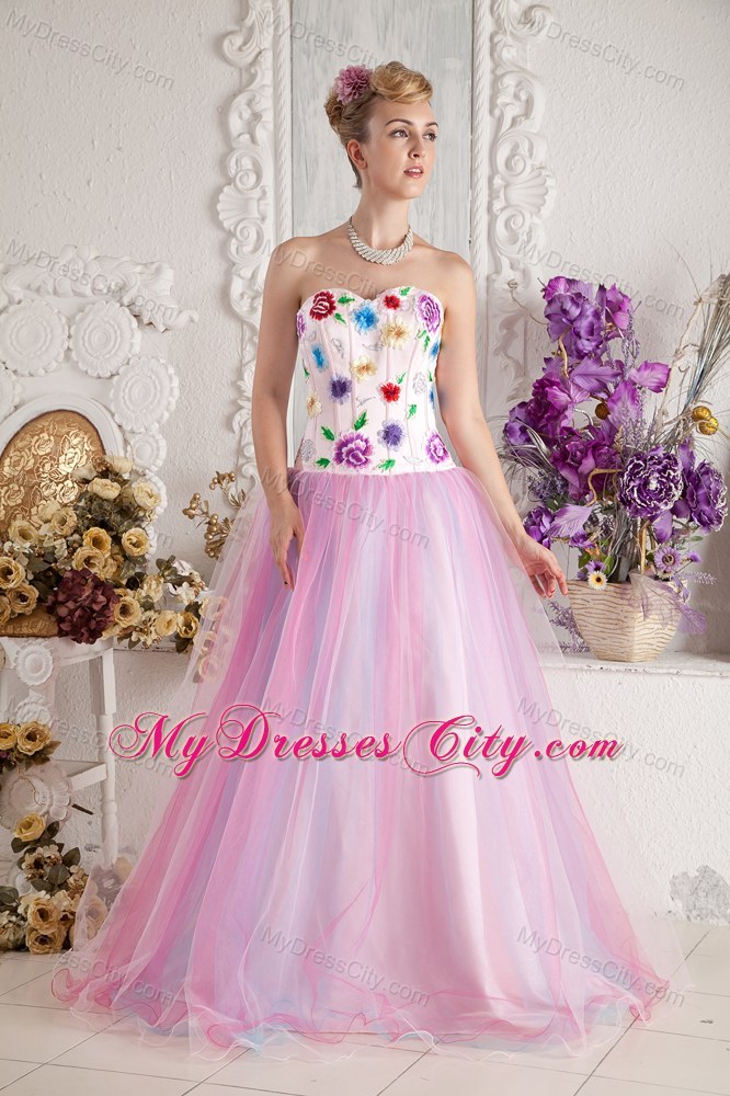 Colorful Appliques Sweetheart Tulle Layers Prom Gown for 2013