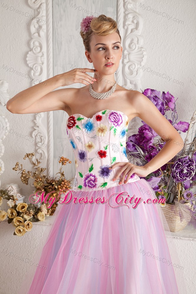 Colorful Appliques Sweetheart Tulle Layers Prom Gown for 2013