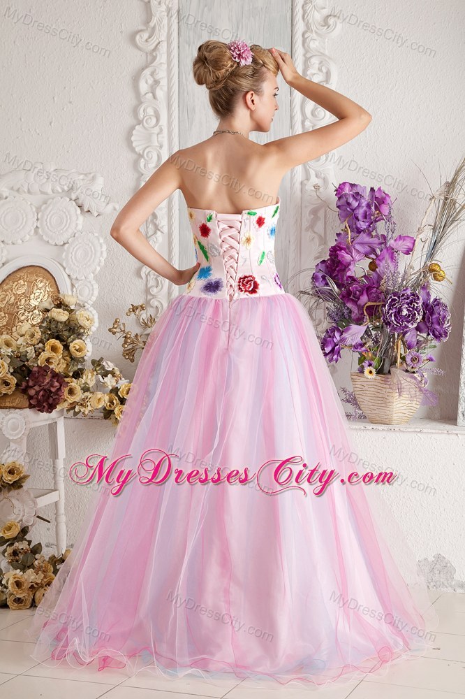 Colorful Appliques Sweetheart Tulle Layers Prom Gown for 2013