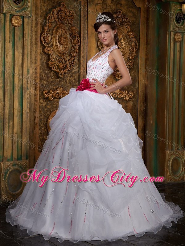 White Halter Pick-ups Sash Organza Quinceanera Dress for Sweet 16