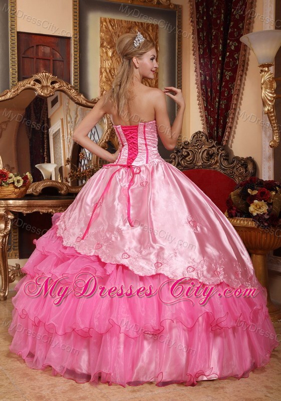 Two-Toned Sweetheart Ruffles and Appliques Quinceanera Dress