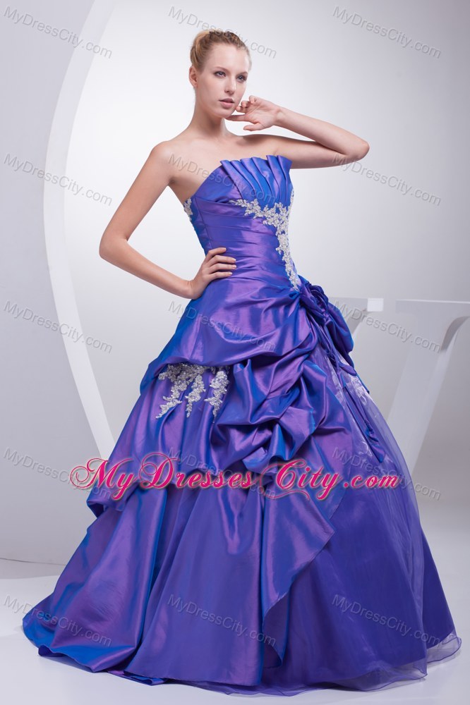 Purple Pick-ups Appliques with Hand Made Flowers Quinceanera Dress