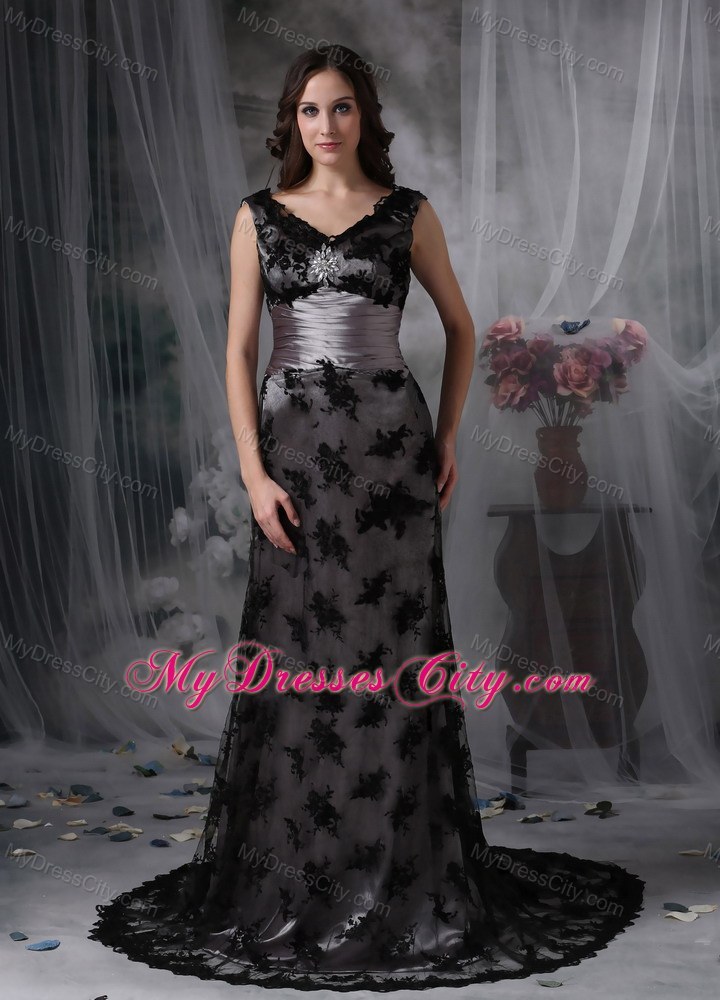 Lace Column V-neck Court Train Black Evening Dress with Beading