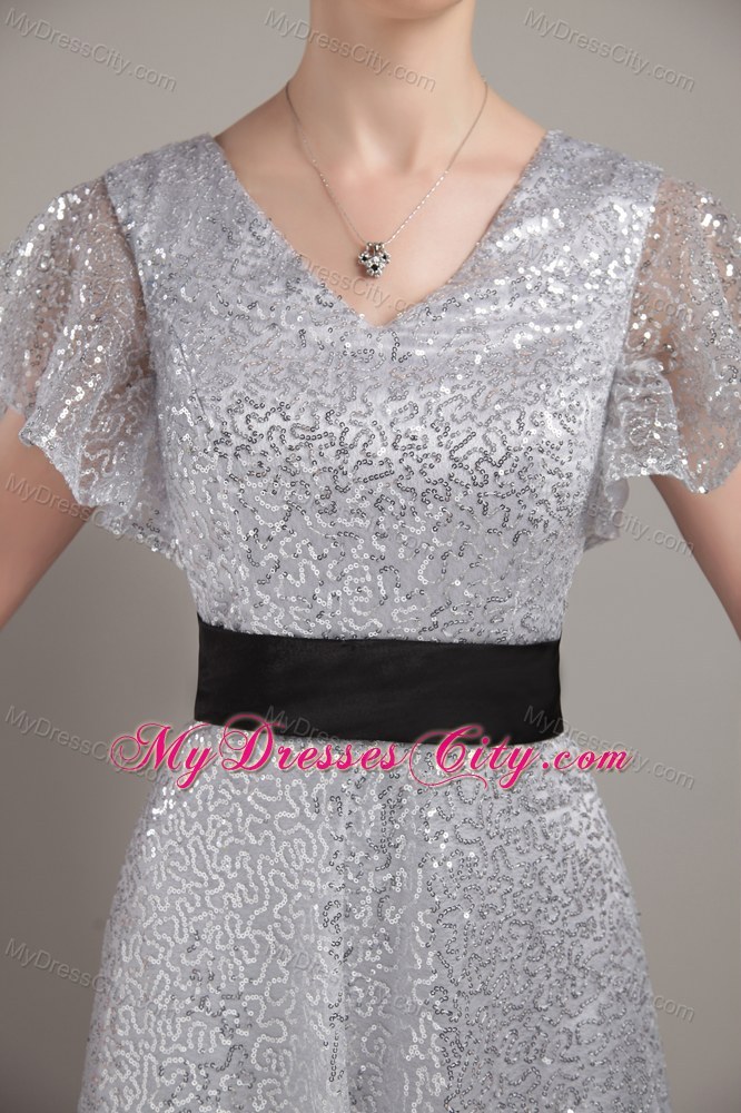 Butterfly Sleeves Sequins Belt Mothers Dresses with Brush Train