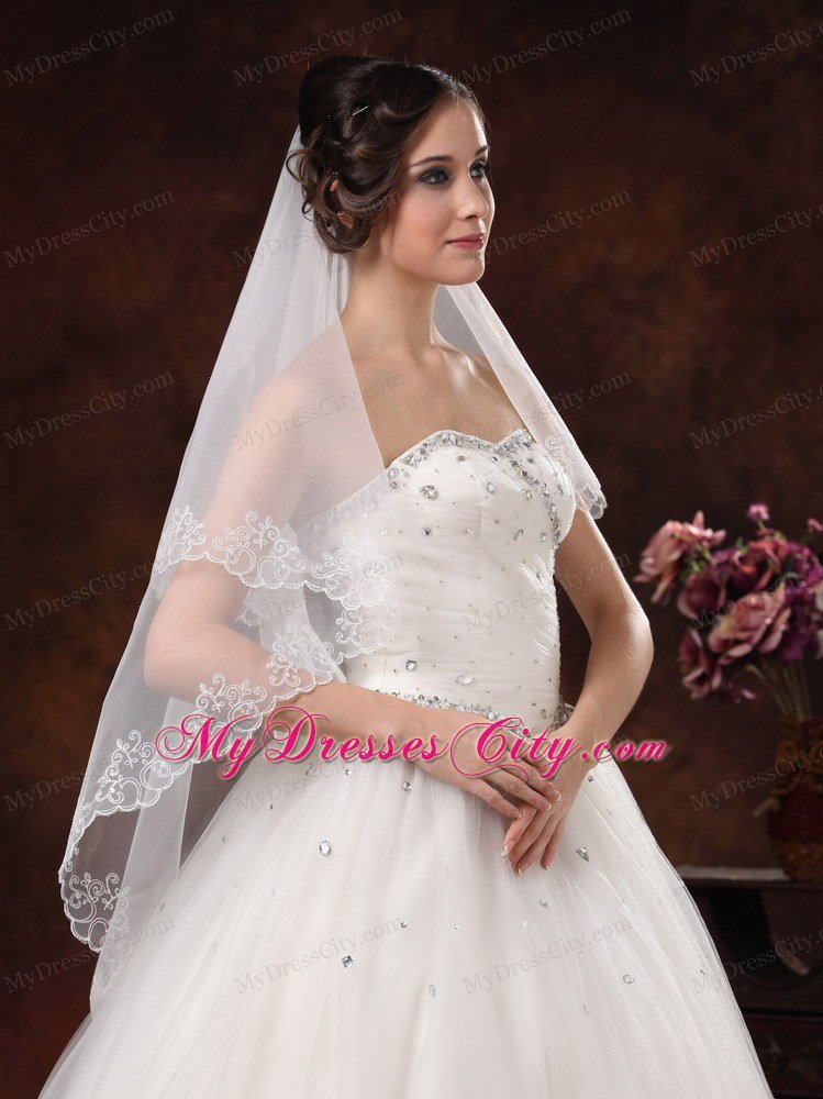 White Lace Appliques And Two-tier Organza Veil For Modest Wedding