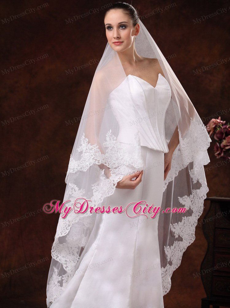 Tulle With Lace Applique Edge Graceful Wedding Veil