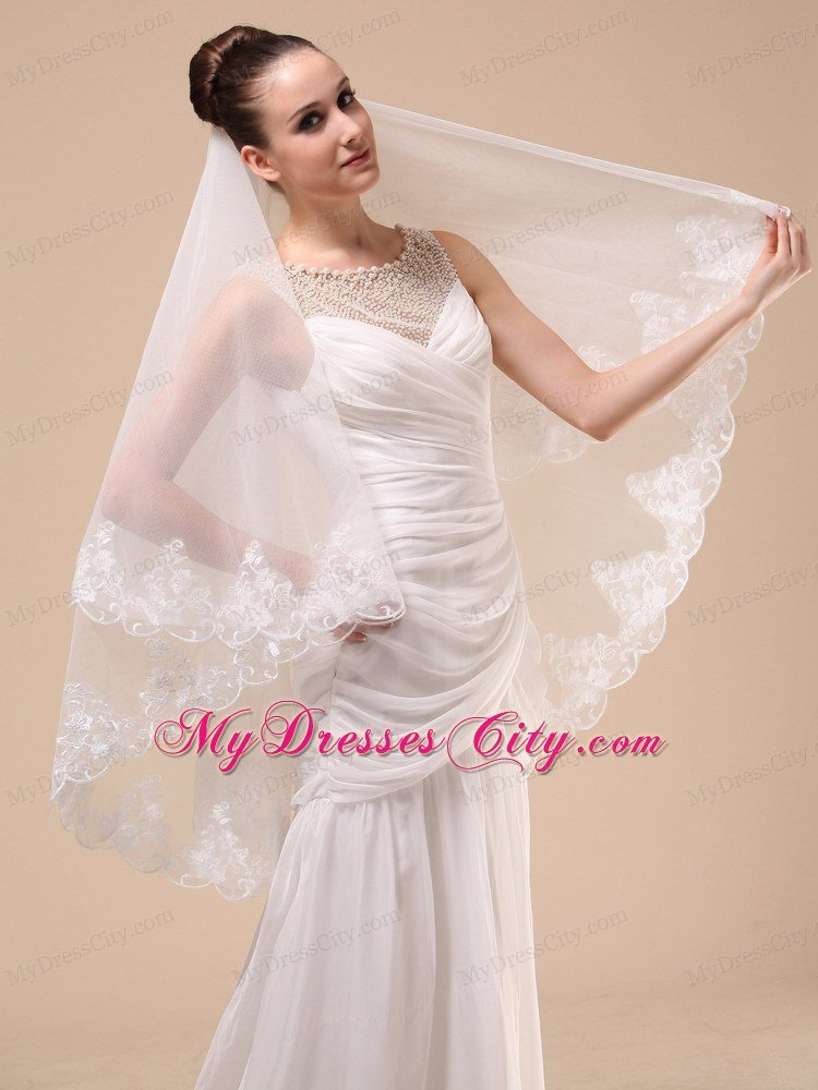 Lace Appliques Tulle Graceful Wedding Veil