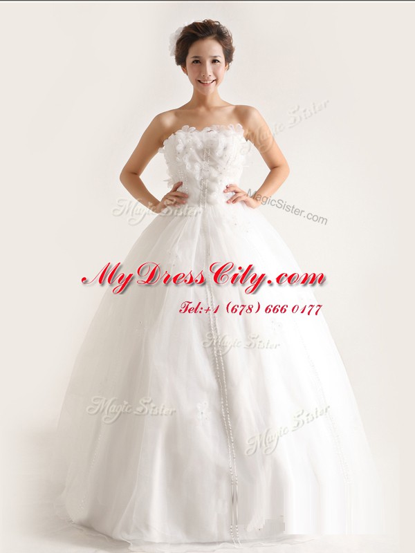 Designer Floor Length A-line Sleeveless White Wedding Dresses Lace Up