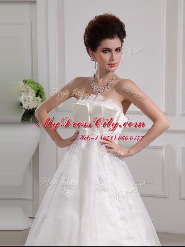 Beauteous Sleeveless With Train Beading and Appliques Side Zipper Wedding Gowns with White Brush Train