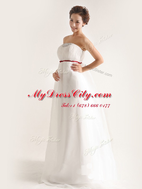 Clearance Sleeveless Chiffon With Brush Train Side Zipper Wedding Gowns in White with Beading