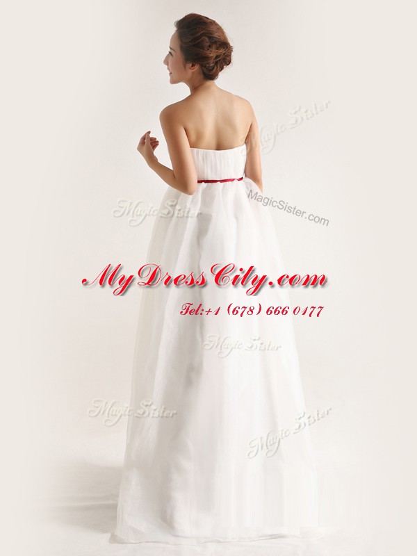 Clearance Sleeveless Chiffon With Brush Train Side Zipper Wedding Gowns in White with Beading