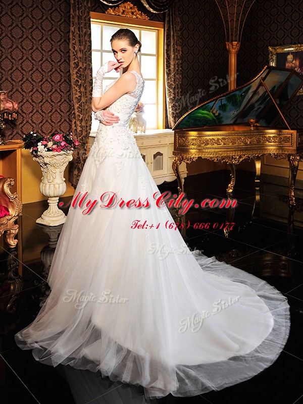 Customized Scalloped White A-line Lace Wedding Gown Zipper Tulle and Lace Sleeveless