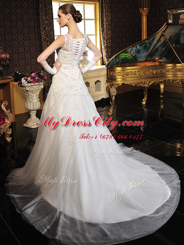 Customized Scalloped White A-line Lace Wedding Gown Zipper Tulle and Lace Sleeveless