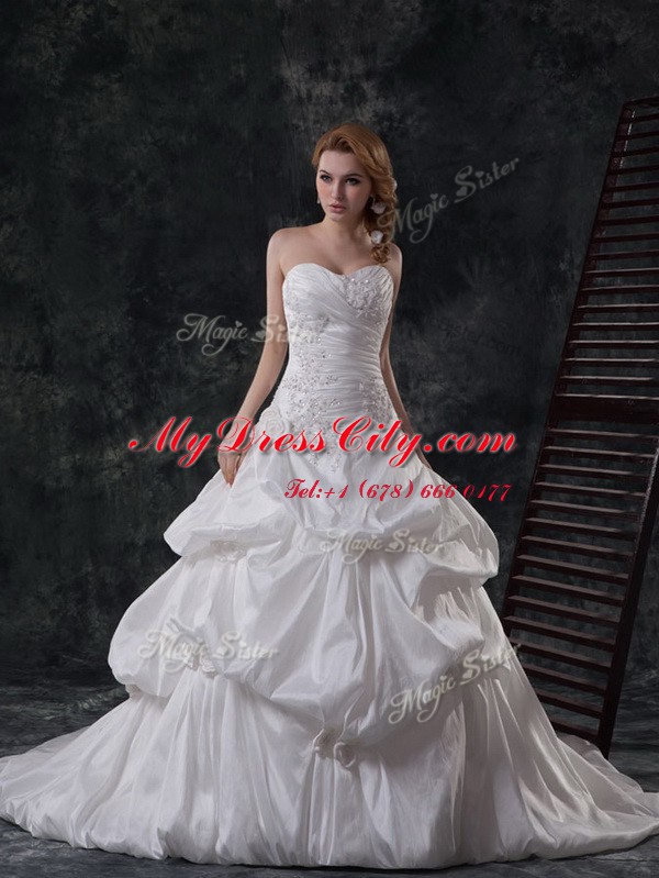 Chic Pick Ups Sweetheart Sleeveless Brush Train Lace Up Wedding Dresses White Taffeta