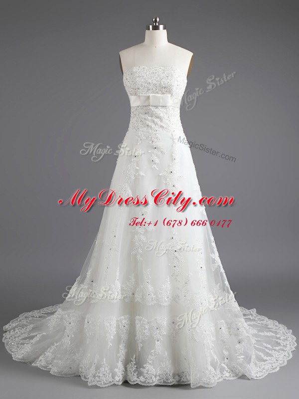 Glittering Sleeveless Lace With Train Court Train Lace Up Wedding Gowns in White with Beading and Lace