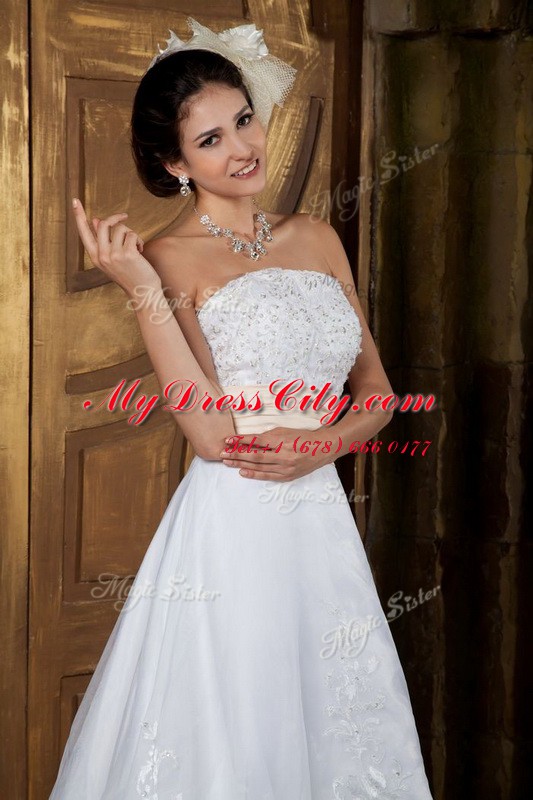 Low Price Strapless Sleeveless Brush Train Zipper Wedding Gowns White Organza